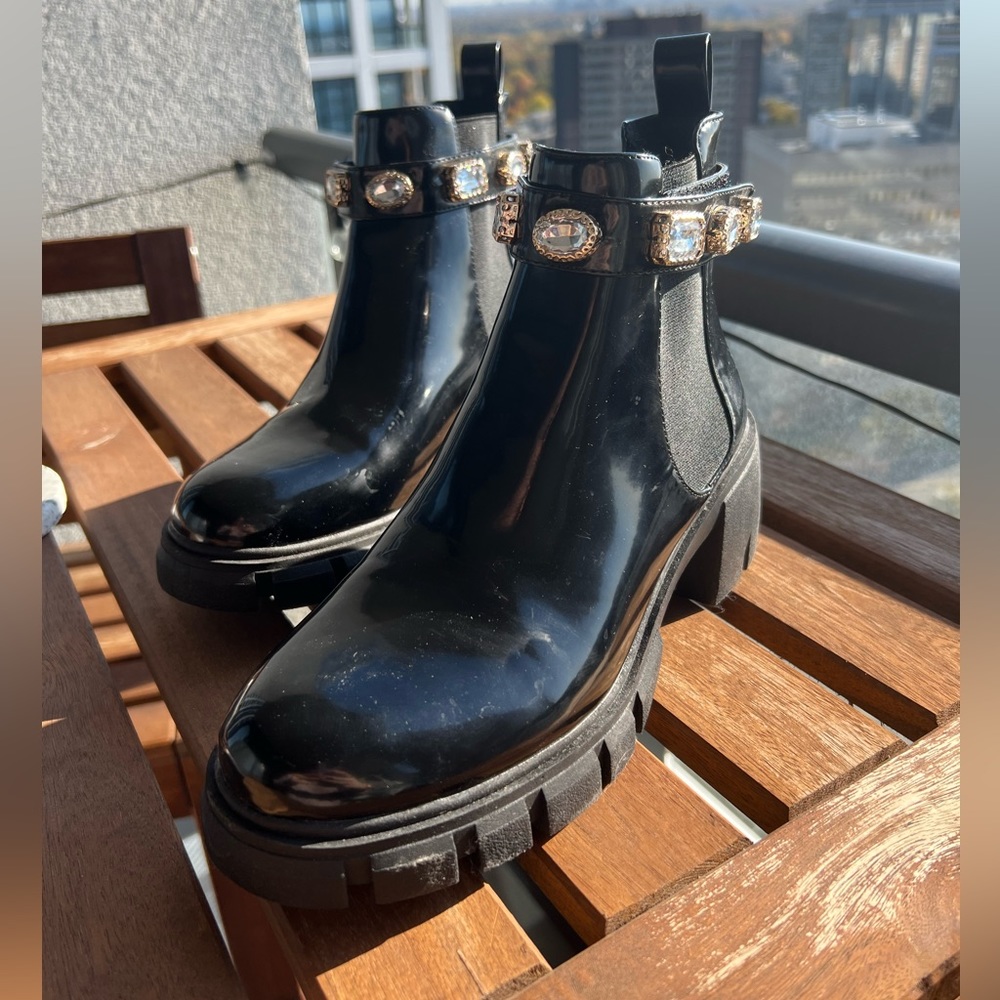 Steve Madden Boots